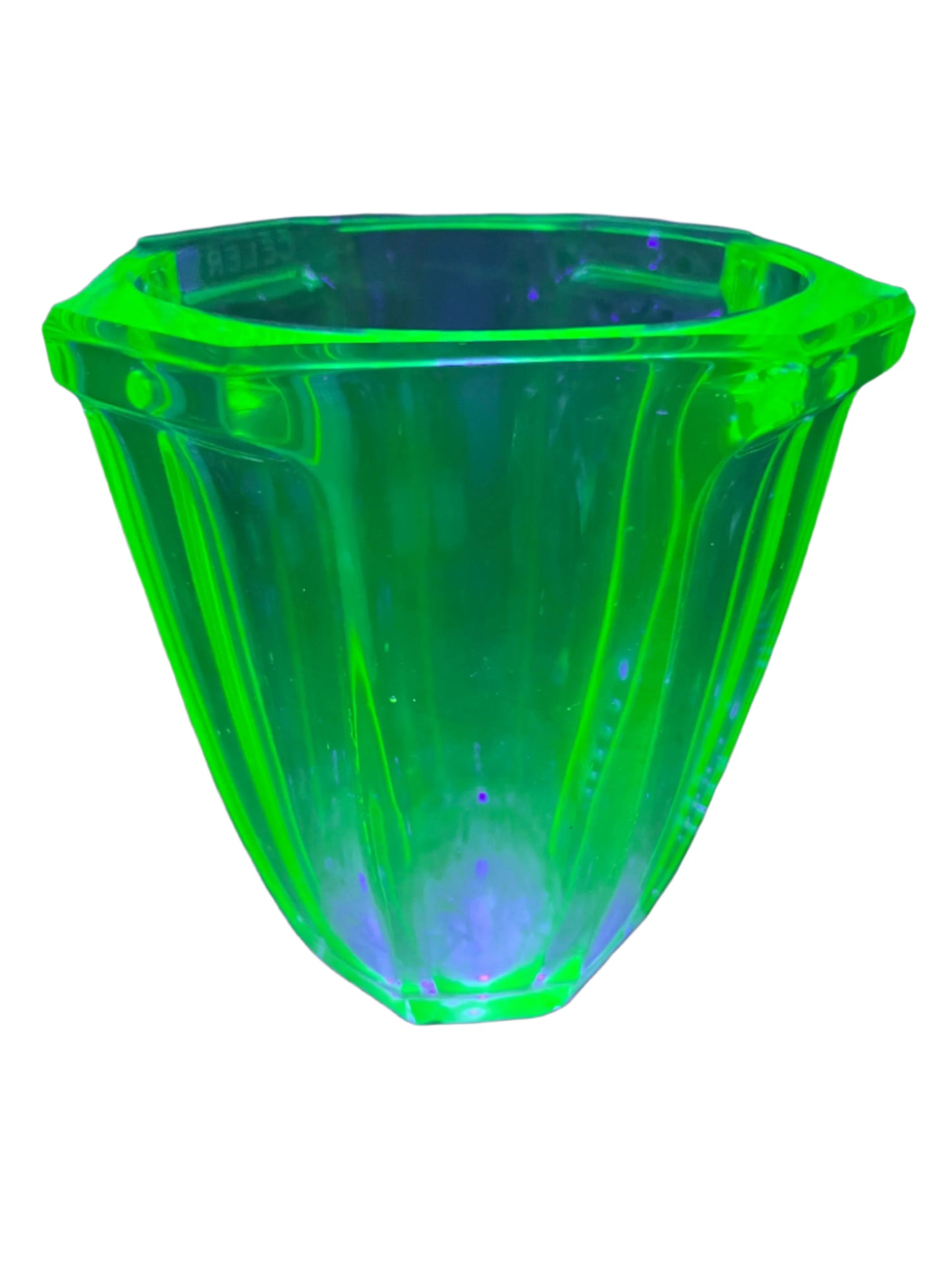 Rare Art Deco Uranium Glass Bowl – Luminous Radiance, Sculptural Form